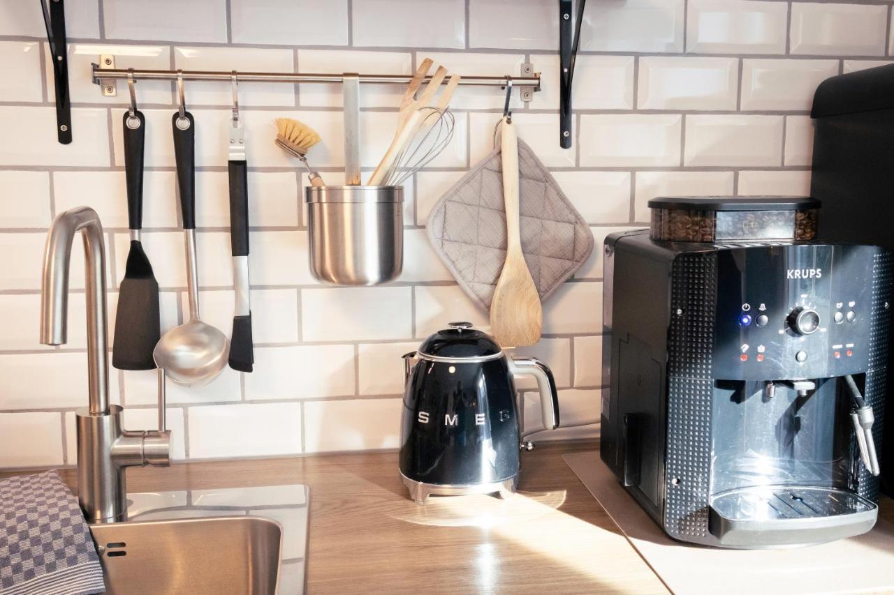 Sohana Lifestyle I Leilani's & Saskia's I Apartment Rust