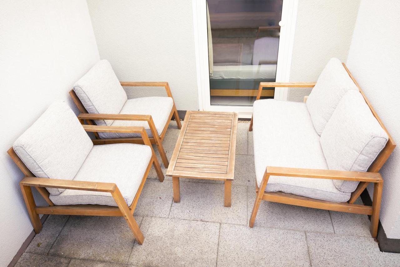 Sohana Lifestyle I Leilani's & Saskia's I Apartment Rust